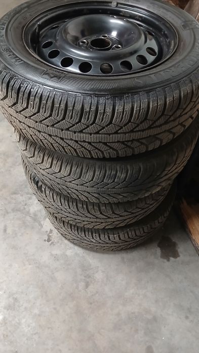 Kola opel 195/65/15 zimowe