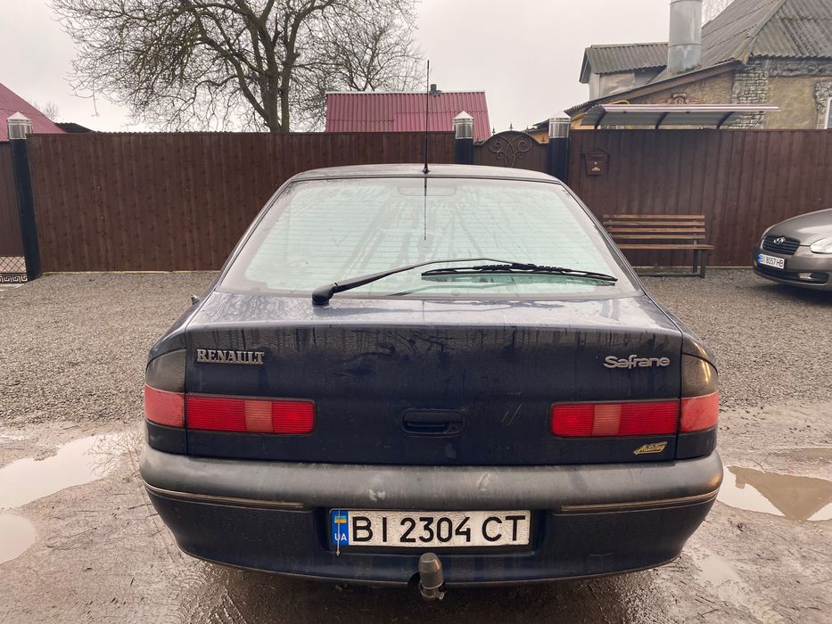 Продам автомобіль Renault Safrane 1998 року