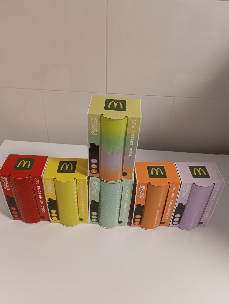 Coleção completa de copos do MacDonald's
