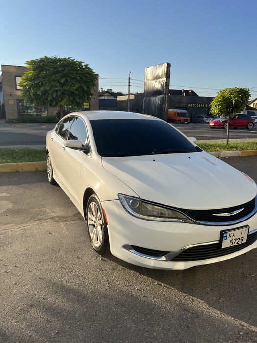 Продам авто chrysler 200