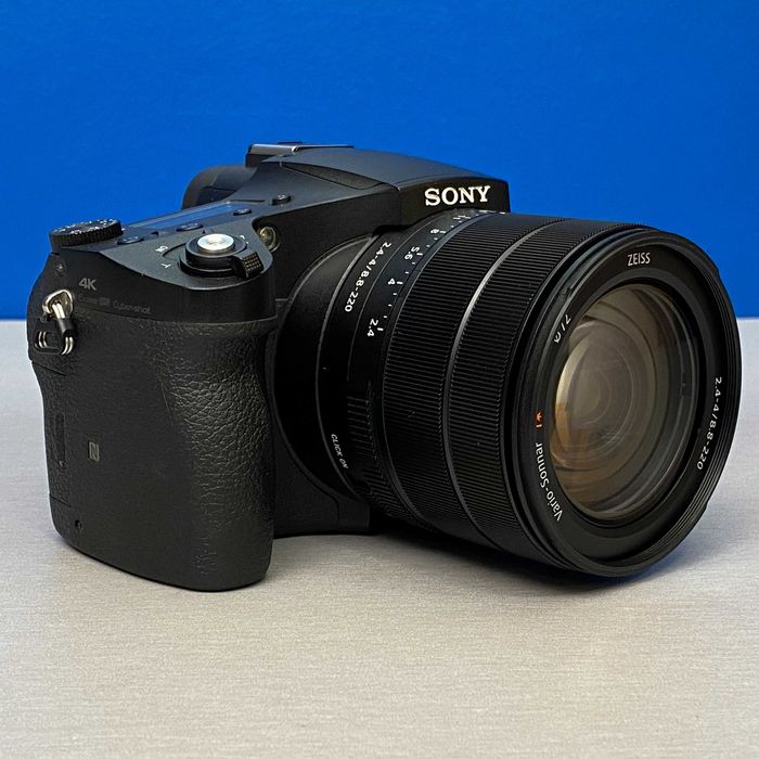 Sony Cyber-Shot DSC-RX10 IV (20.1MP)