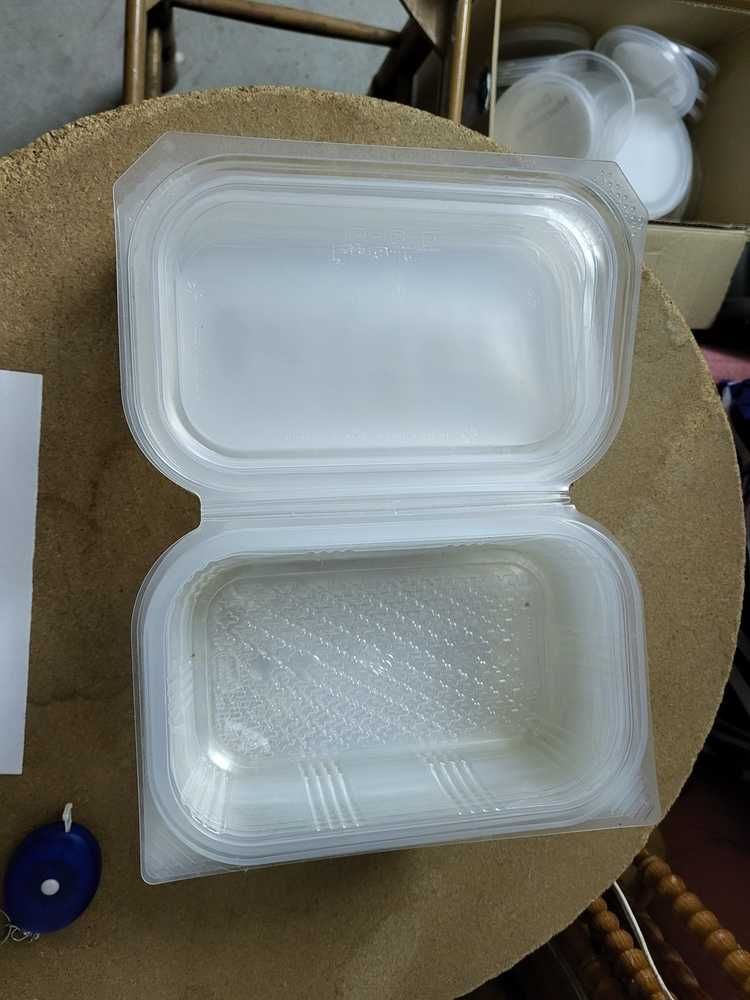 Caixas Recipientes em Plástico