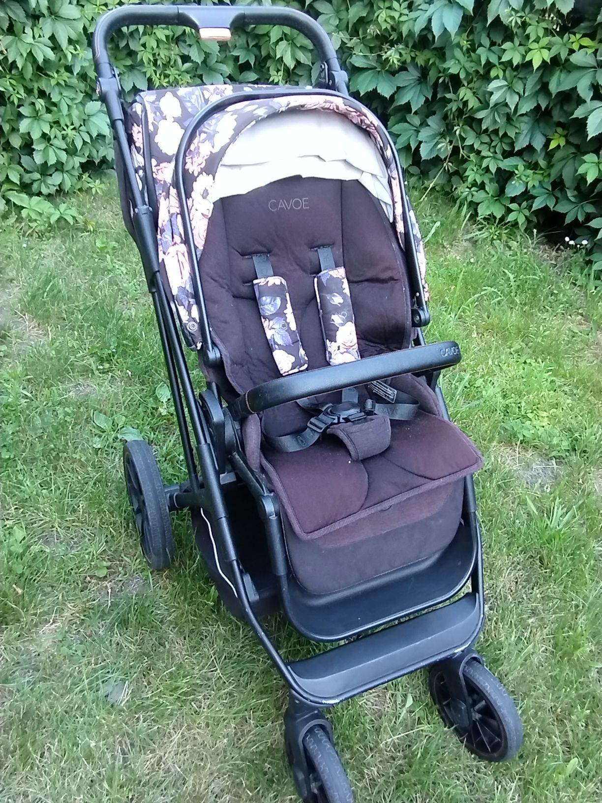 Wózek 2w1 Cavoe Axo Style La Rose+ baza Isofix+ laktator elektryczny