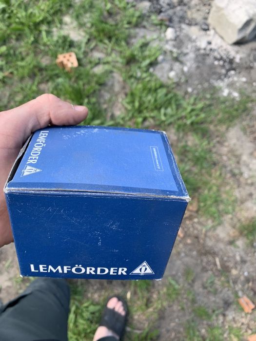 тормозні диски , сайлентблоки