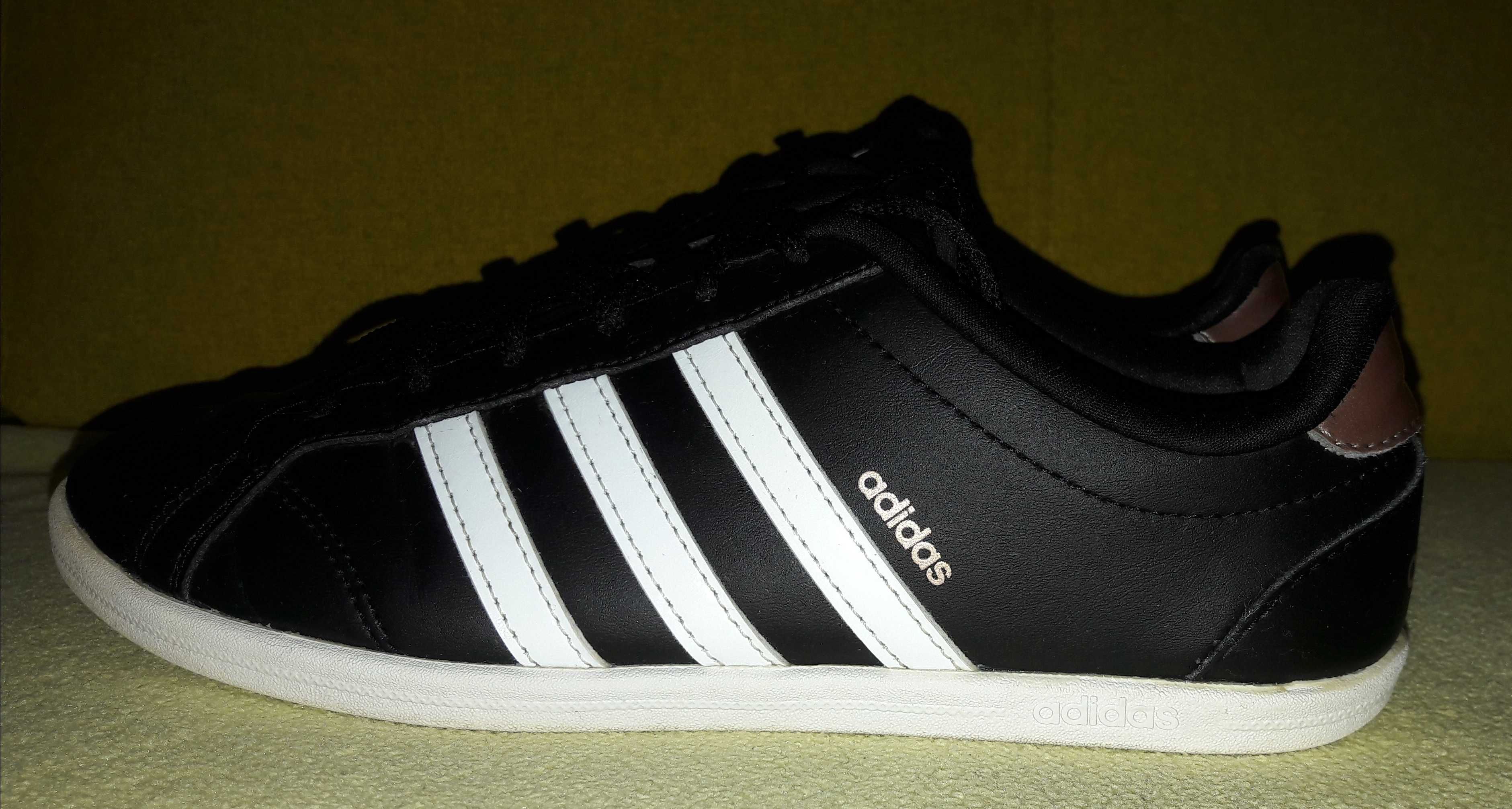 Buty Adidas model Coneo QT 38 db0126