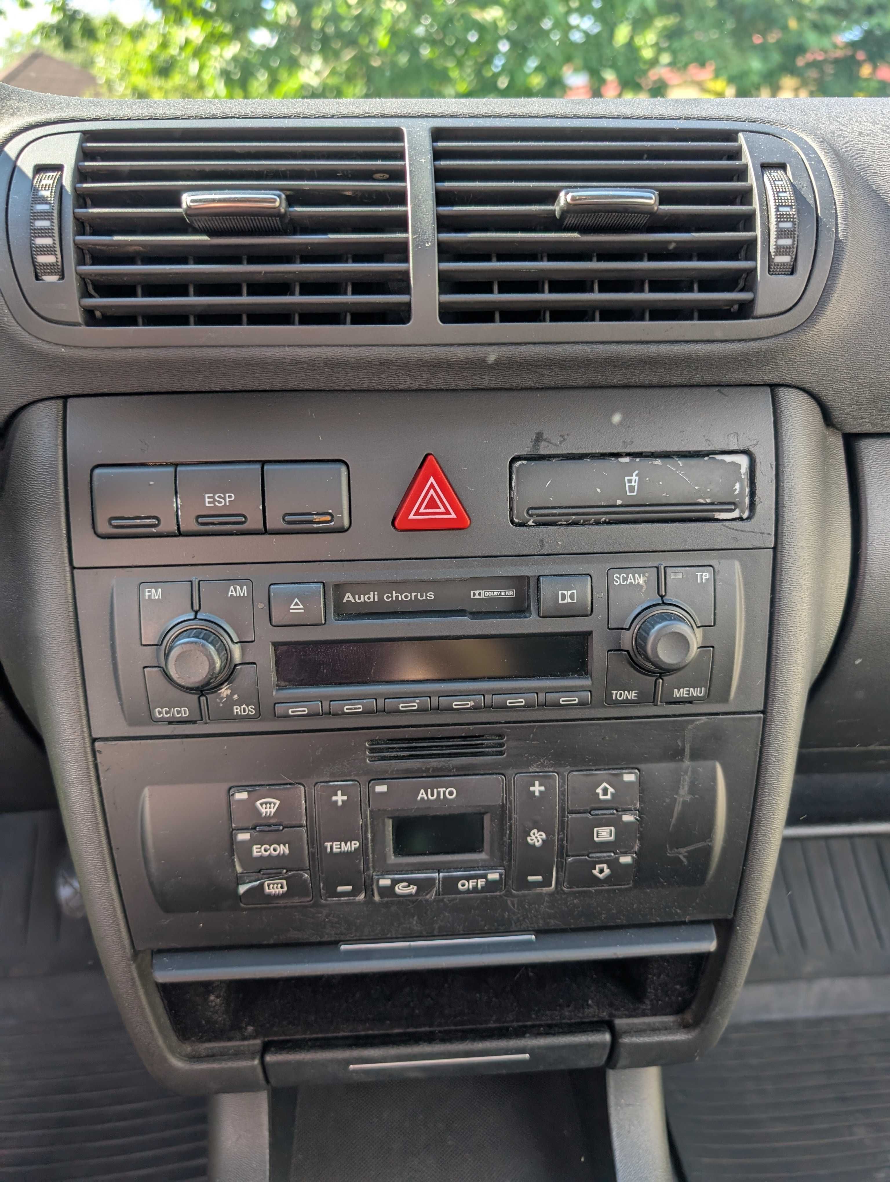 Audi A3 8L 1.6 MPI • Kubełkowe fotele • Klimatronic • Doinwestowane