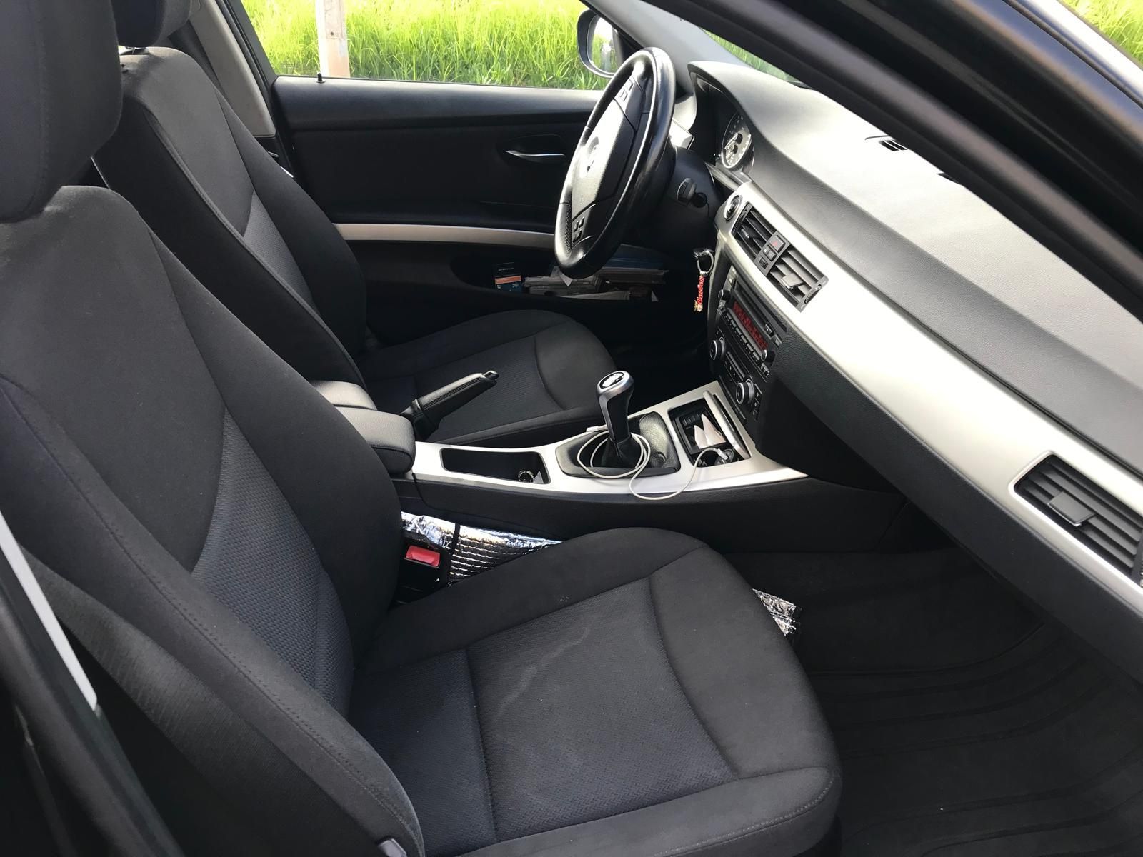 BMW 318d - 2010 - Machico
