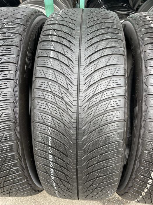 235/55R19 Michelin Pilot Alpin 5 suv