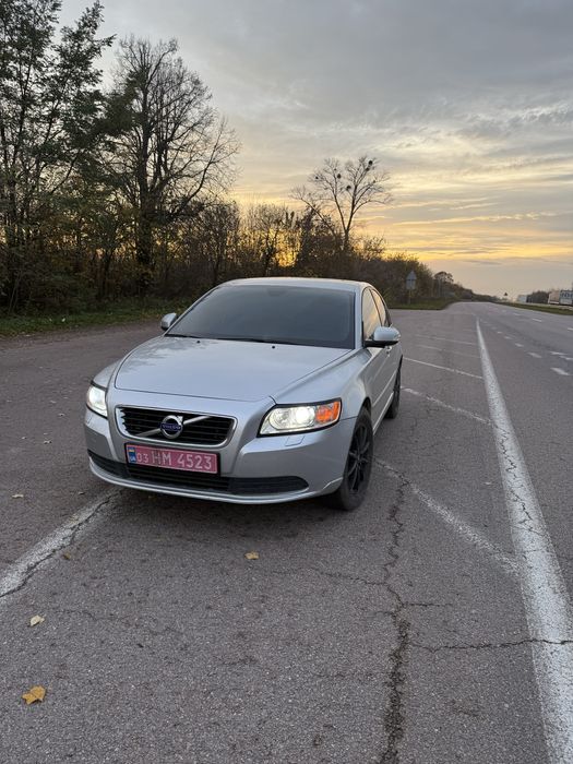 Volvo S40 2.0 дизель 5 целіндрів