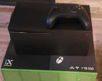 Xbox series X + Pad+ 5 gier, stan idealny