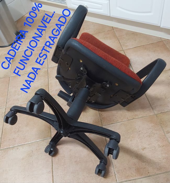 CADEIRA DE SECRETÁRIA,PC,ESCRITÓRIO.Casa,Quarto,Sala,Cozinha,Garagem.