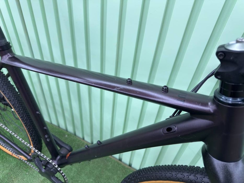 Мала рама XS Шикарний гравійний велосипед Rondo Ruut Shimano Apex 1x11