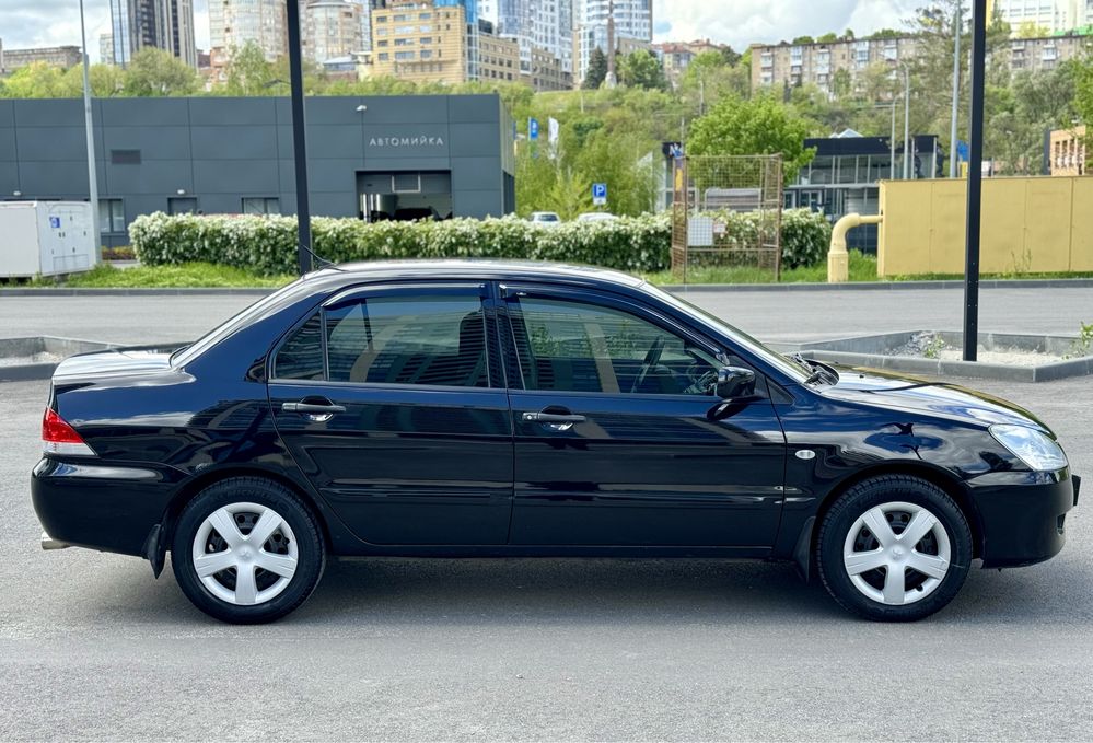 Продам Mitsubishi Lancer 2005