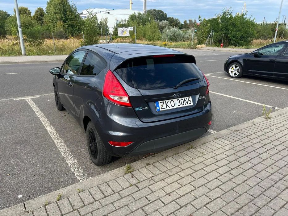 Ford Fiesta 1.6d / 90KM / Mały przebieg / stan bdb