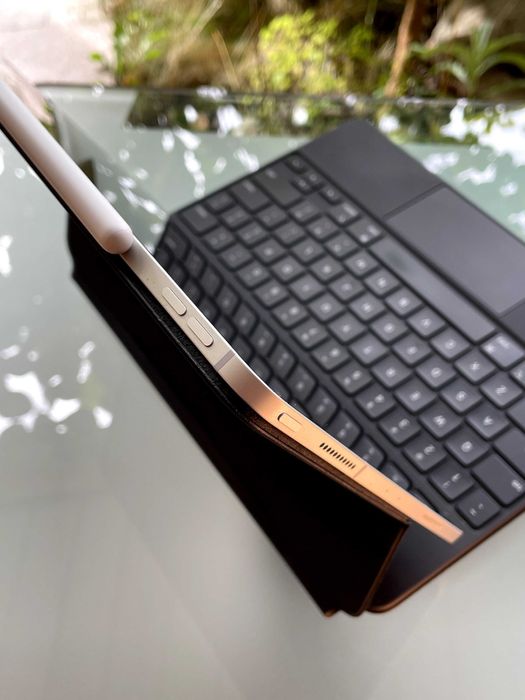 iPad Pro 12.9” 2021 1TB + Magic Keyboard + Apple Pencil