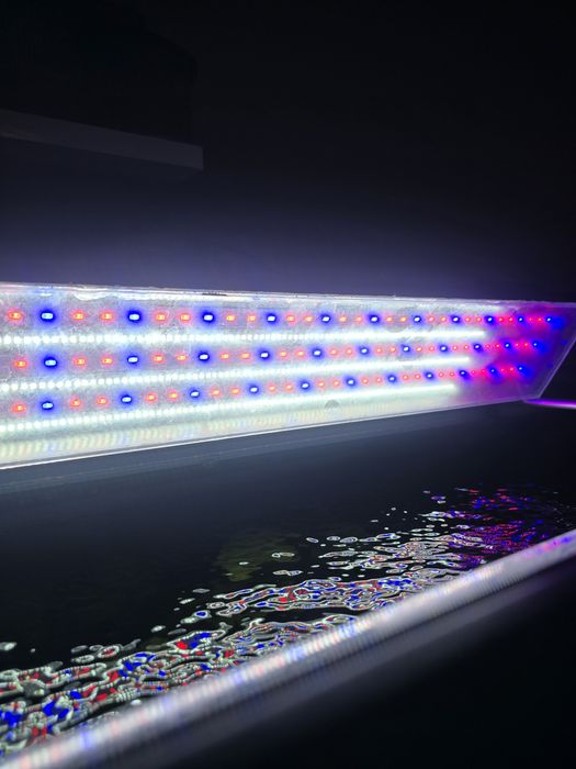 Aquael OPTYWHITE 260 L full zestaw Opis