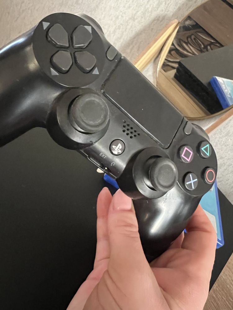 Playstation 4Pro 1Tb +2 контроллера / ps4 pro/пс4 про