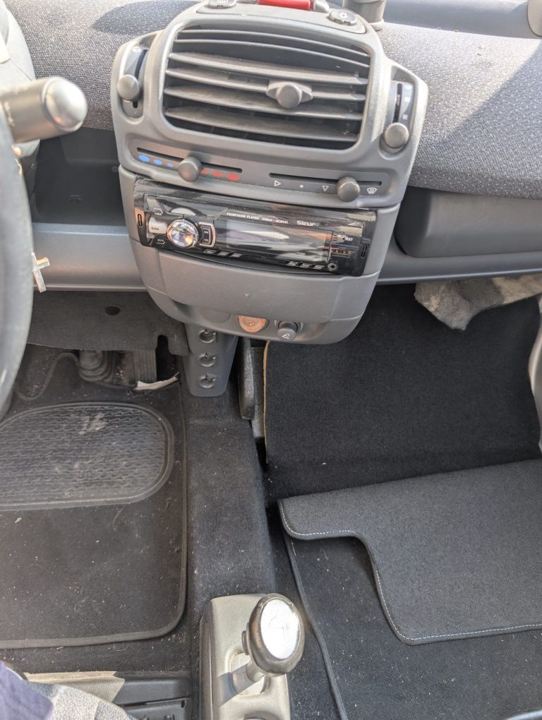 Smart Fortwo CDI 2002 – Não pega – Para peças / recuperação – 1.300€
