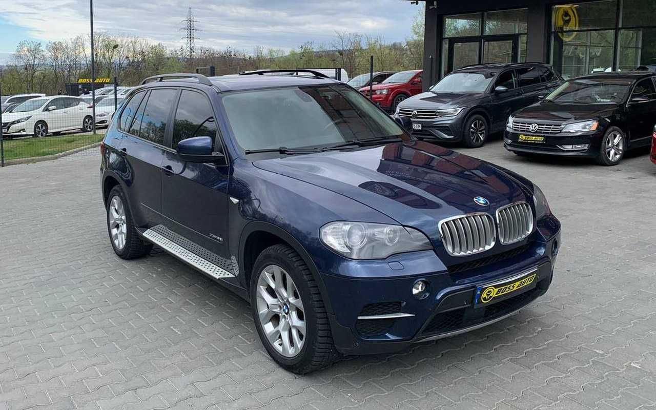 BMW X5 2011 року