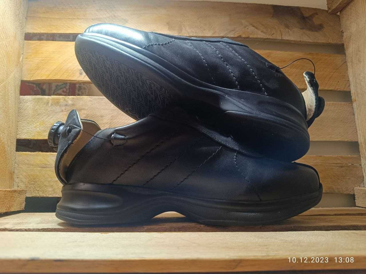 Продам ортопедичні черевикі FootCare ELIO, р.39 (260 мм.)