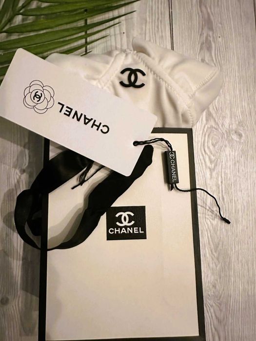 женское белье Chanel бюстик и комбидресс D