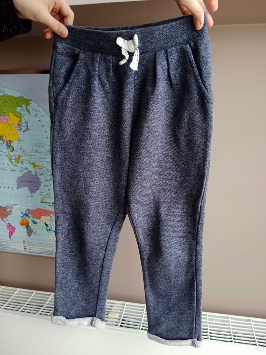 Spodnie dresowe Lupilu 98-104.