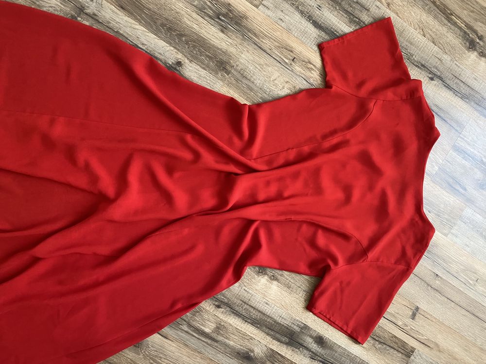 Сукня червоного кольору xxl