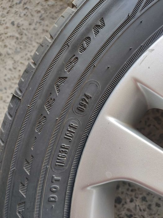 Диски, колеса, R17 5x114.3 Nissan  (комплект) резина 24 рік.