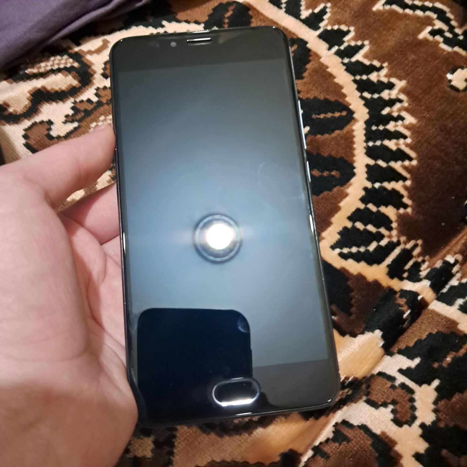 Телефон Meizu M6S сірого кольору вживаний