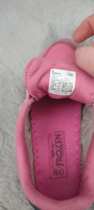 Buty New Balance 31/32 dwie pary