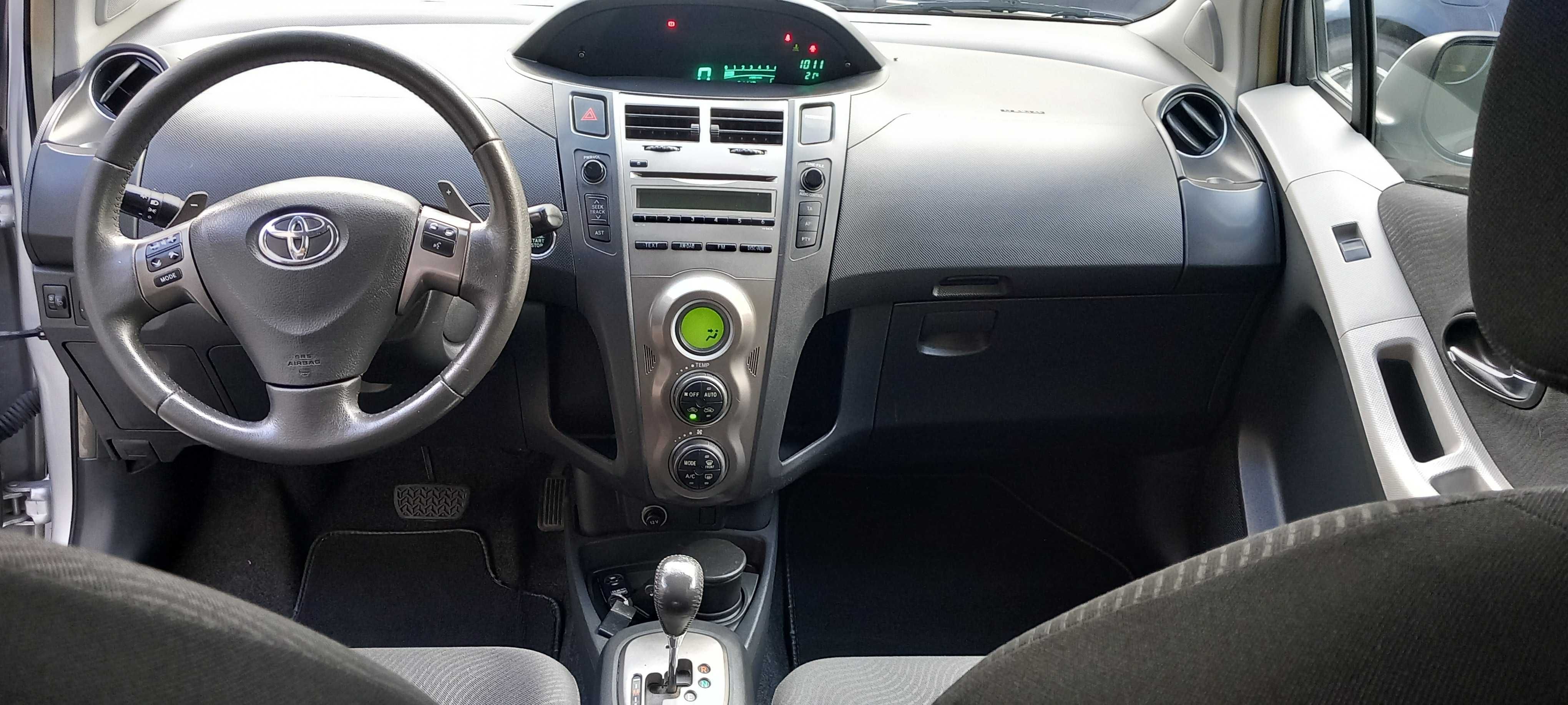 Toyota Yaris Automático + 80.000 Km + 1.3 VVTI + Nacional