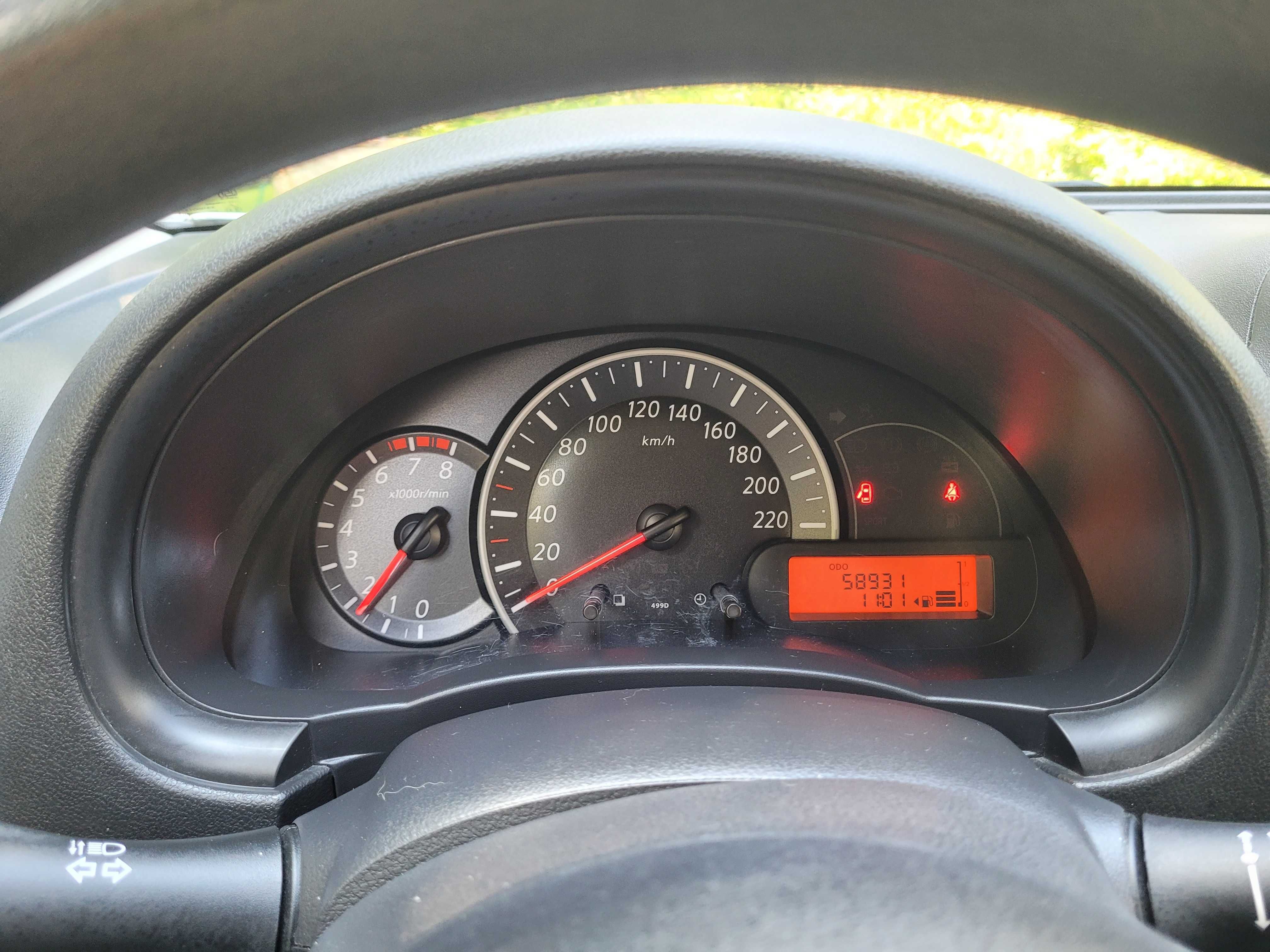 Nissan Micra K13  1.2 l,  2013r w limitowanej wersji 30th Anniversary