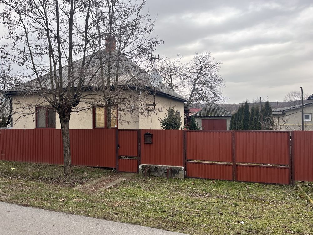Продається будинок у селі Косонь