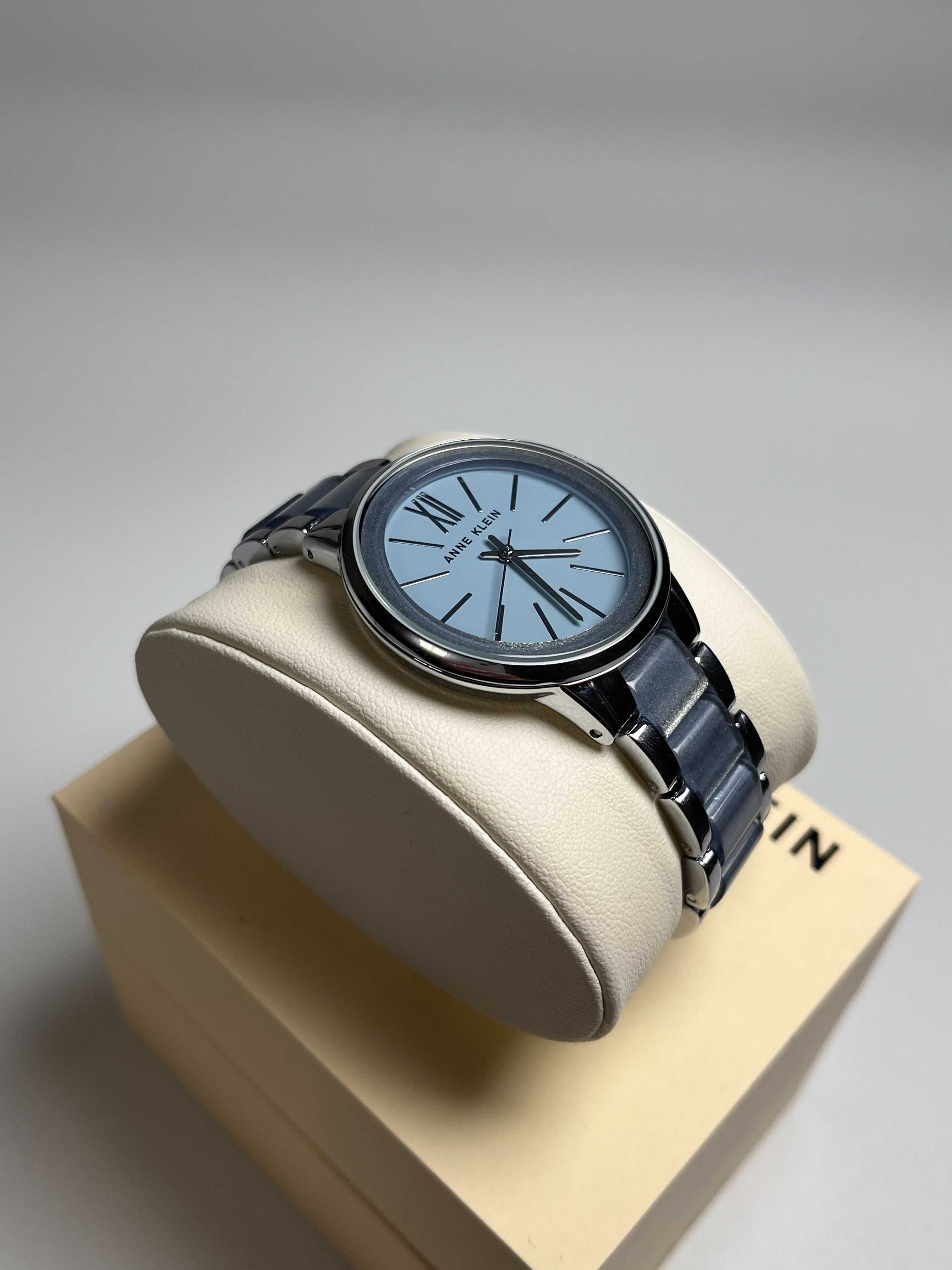 годинник з глітером Anne Klein AK/1413LBSV, годинник жіночий круглий