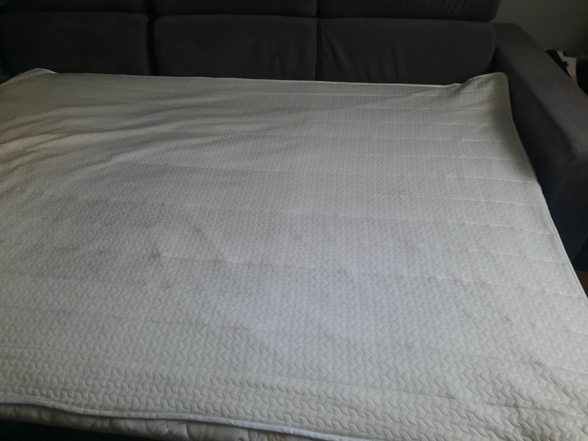 Materac dreamzone bioorganic plus mata ochronna chłodząca.