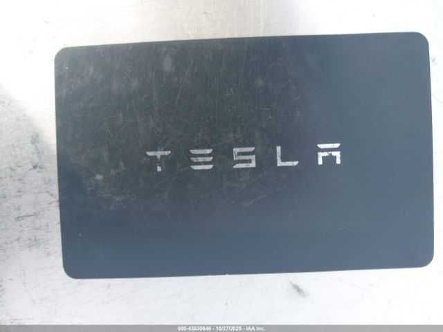 Tesla Model Y Performens Dual Motor All-Wheel Drive2022 /