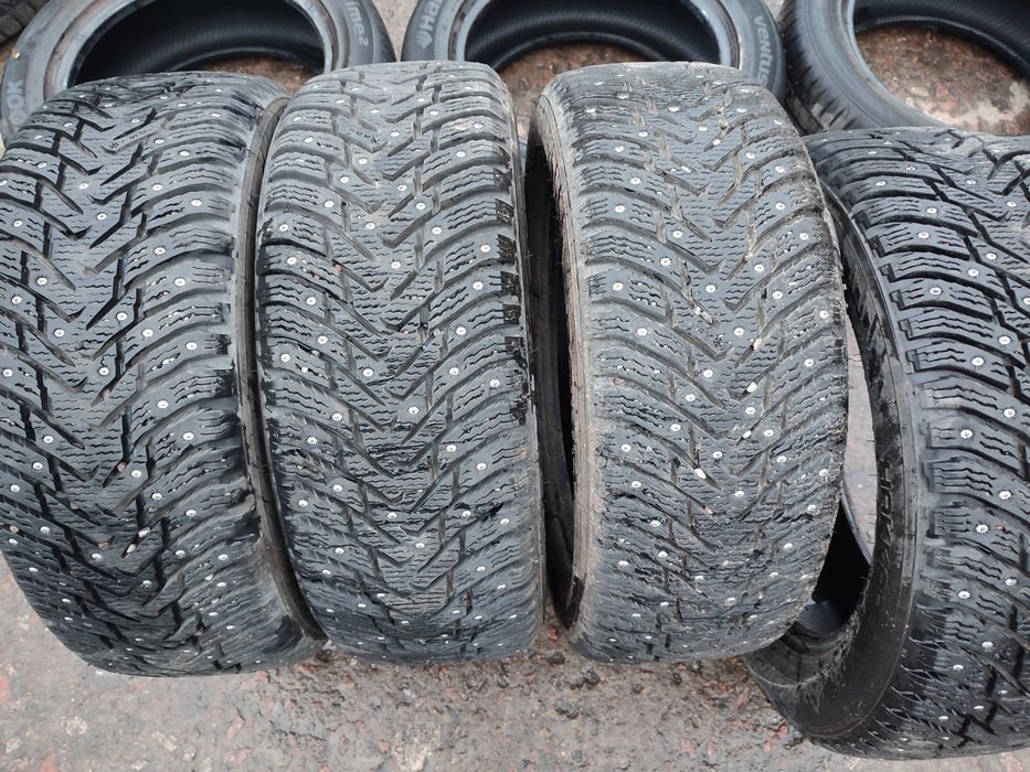 Шини R 16 205/55 Nokian Hakkapeliitta 8 резина зимова колеса зима