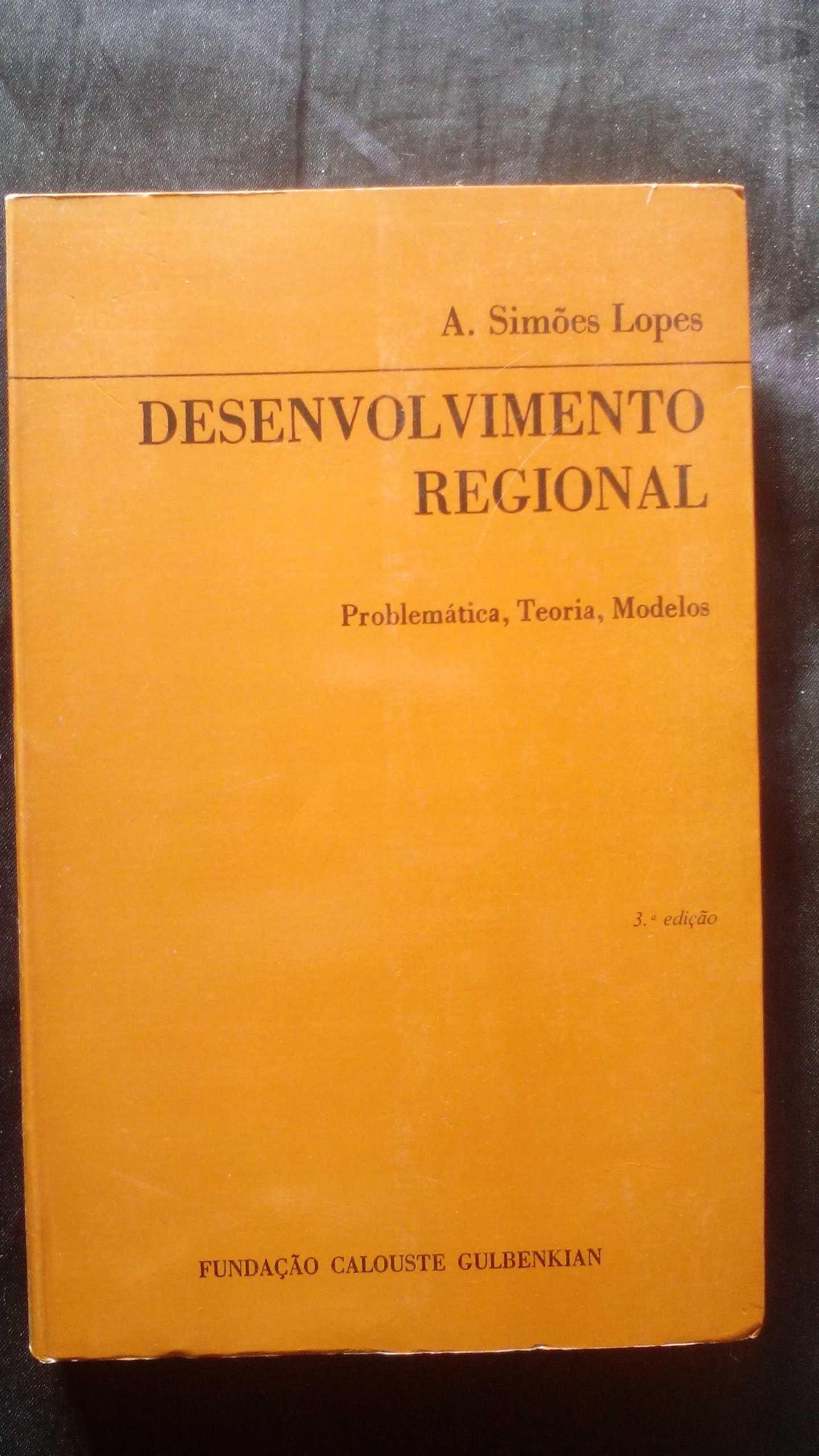 Desenvolvimento Regional, de A. Simões Lopes