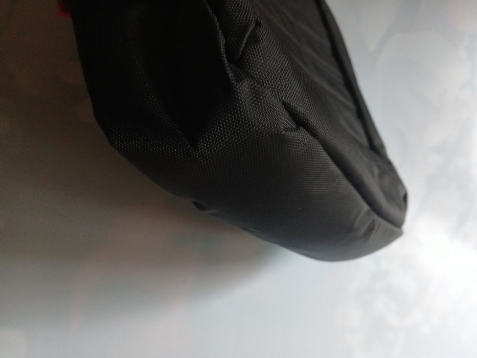 promate чорна сумка для ноутбука