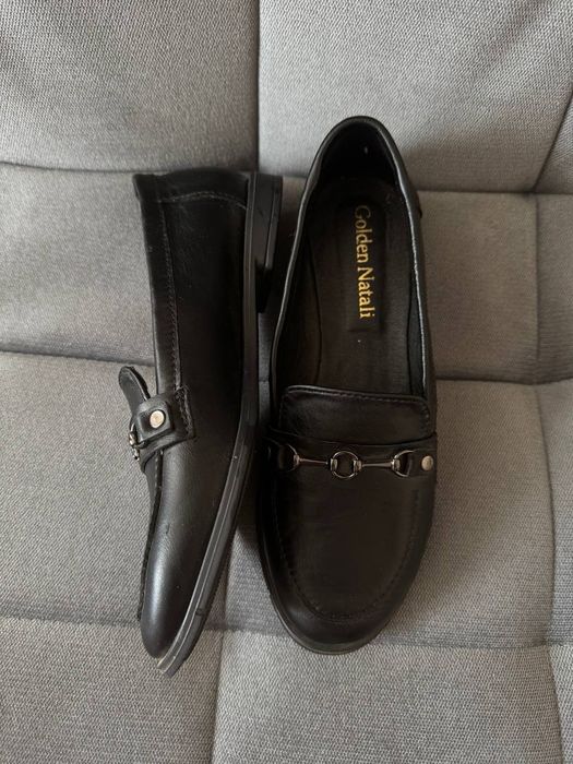 Шкіряні туфлі/лофери