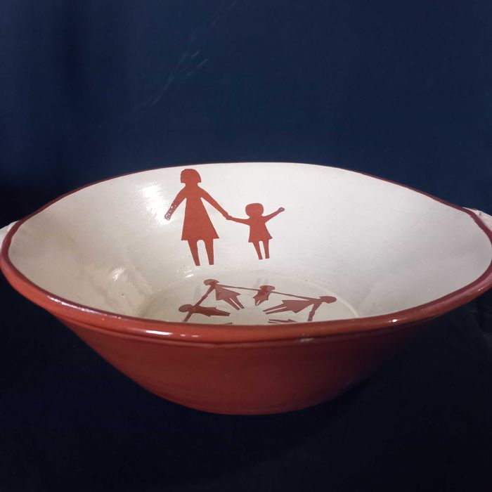 Bacia em barro vidrado