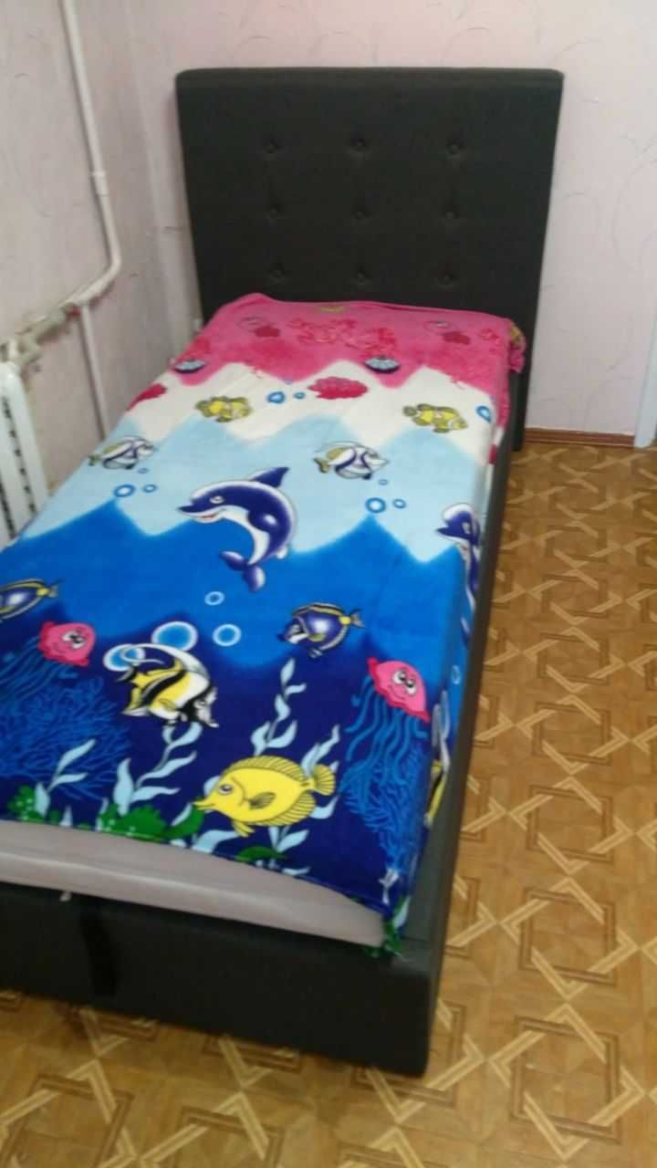 Ліжко, Кровать Jysk Alnor 200x90