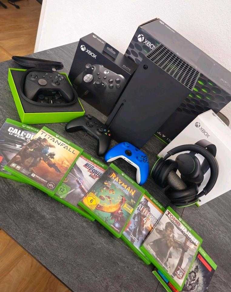 Konsola Xbox Series X 1 TB, 3 kontrolery, gry i słuchawki