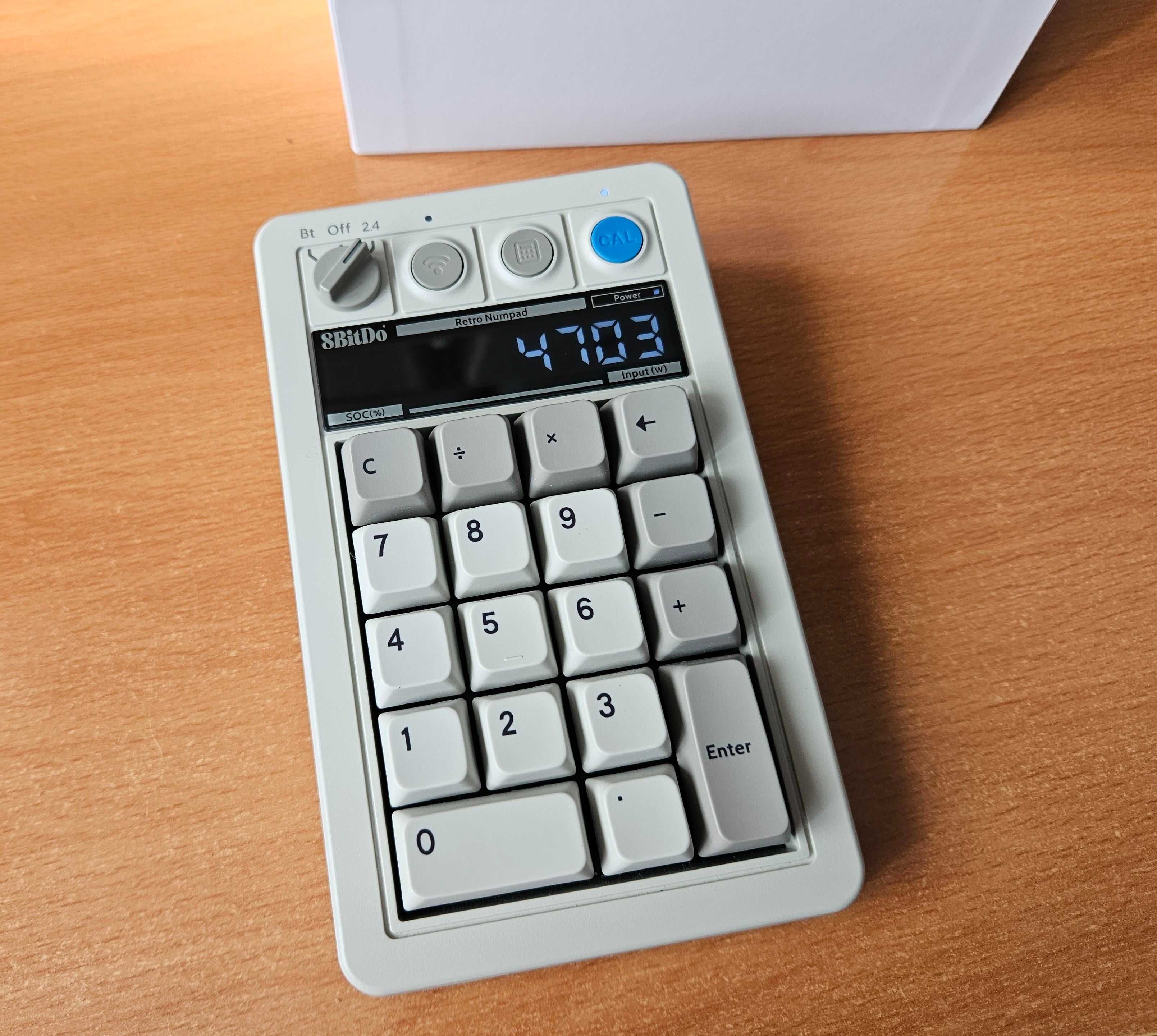 8BitDo Retro 18 Mechanical Numpad - M Edition 2.4G/USB/Bluetooth