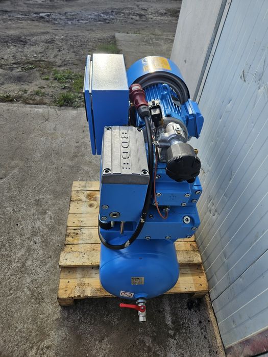 Kompresor srubowy boge c5 4kw zbiornik 90l sprezarka