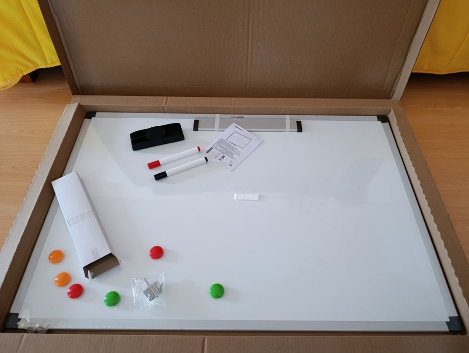 NOVO por estrear Quadro branco magnético com moldura de alumínio
