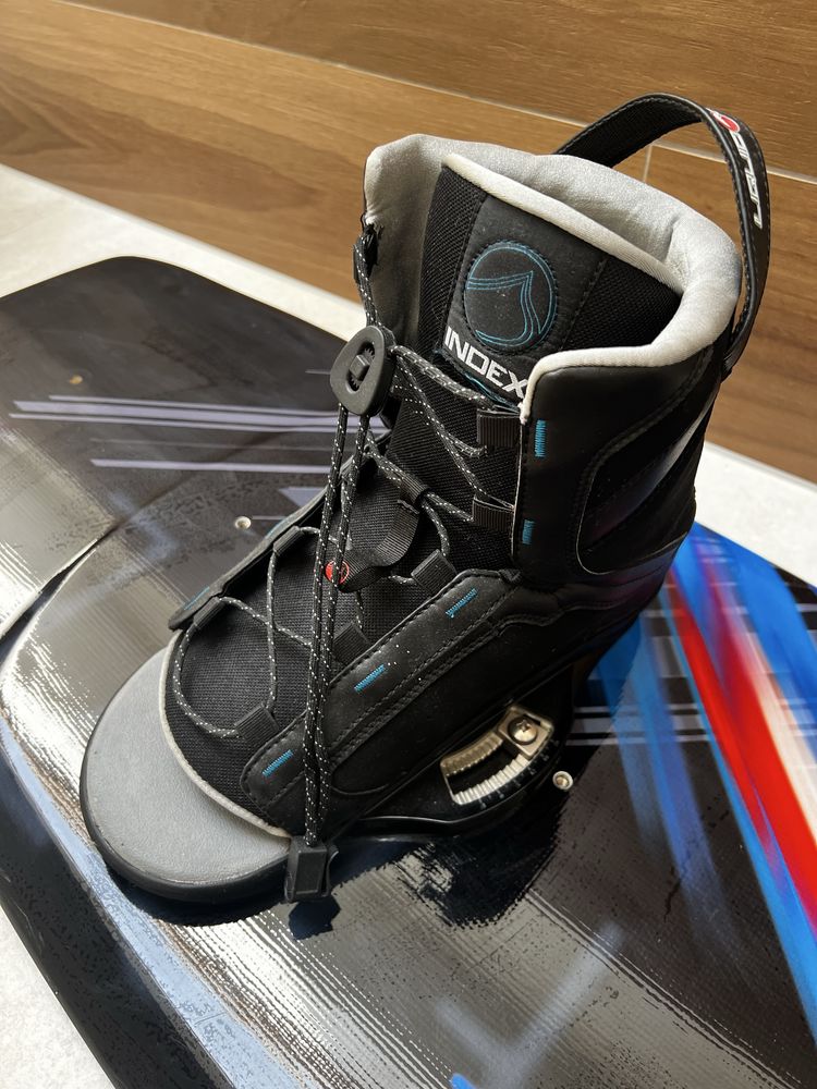 Deska do wakeboard