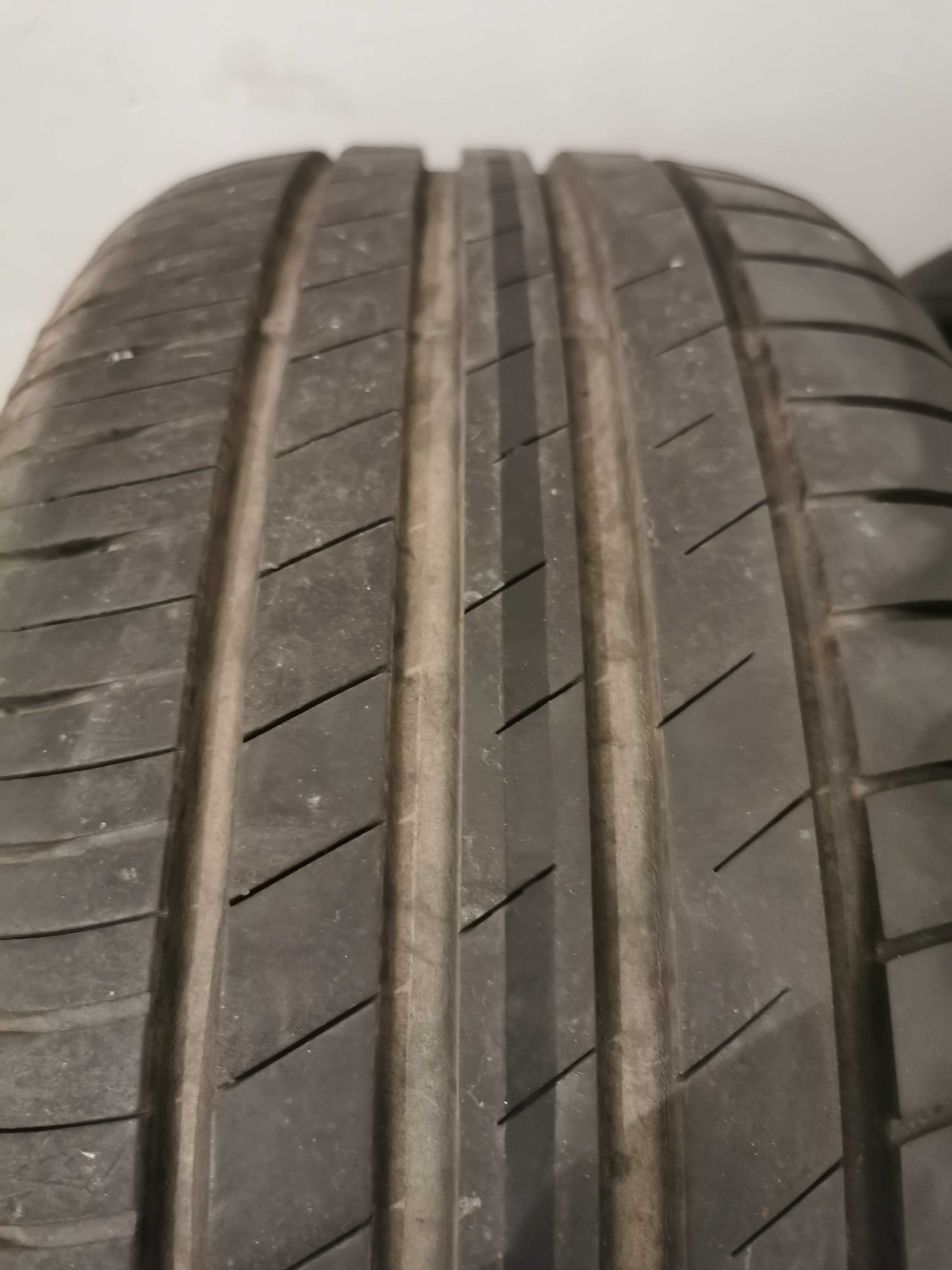 Opony Letnie Goodyear Efficientgrip Performance 215x55x16 2szt