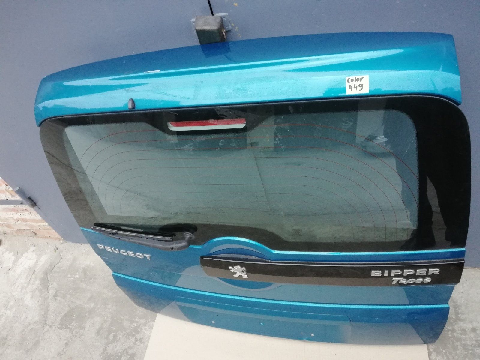 Крышка багажника Peugeot Bipper
