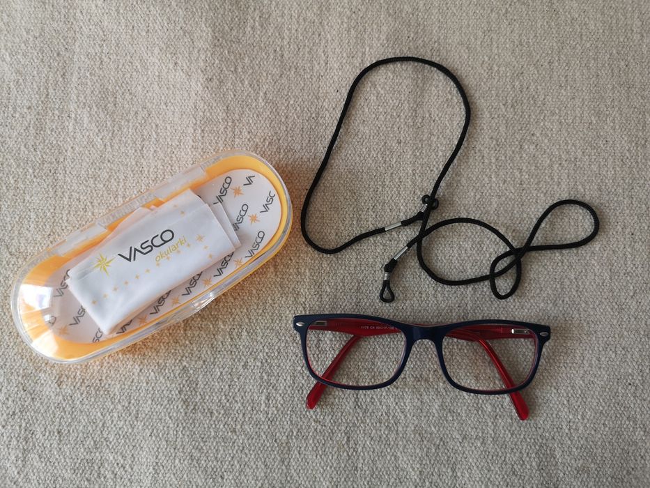 Vasco okulary dziecięce korekcyjne oprawy  czerwone granatowe jak nowe